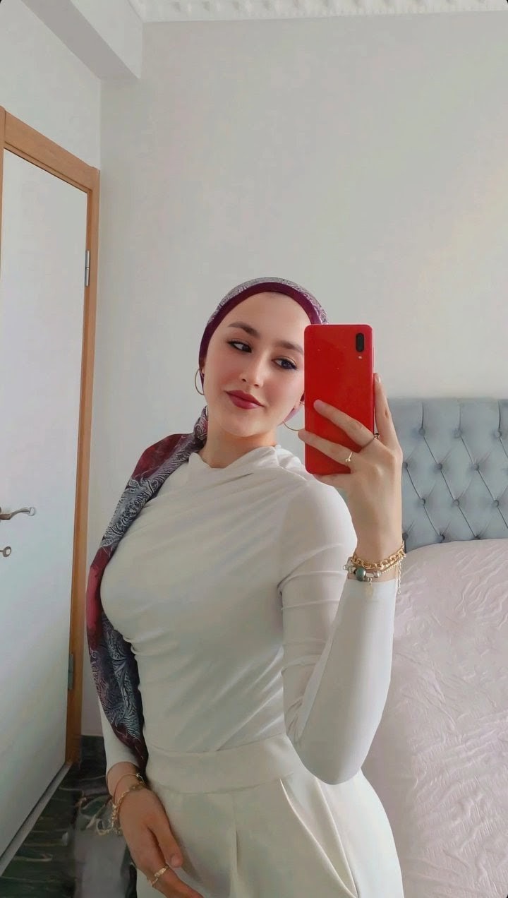 Cemerler İleri Görüşlü Kadın Escort Bayan Gül