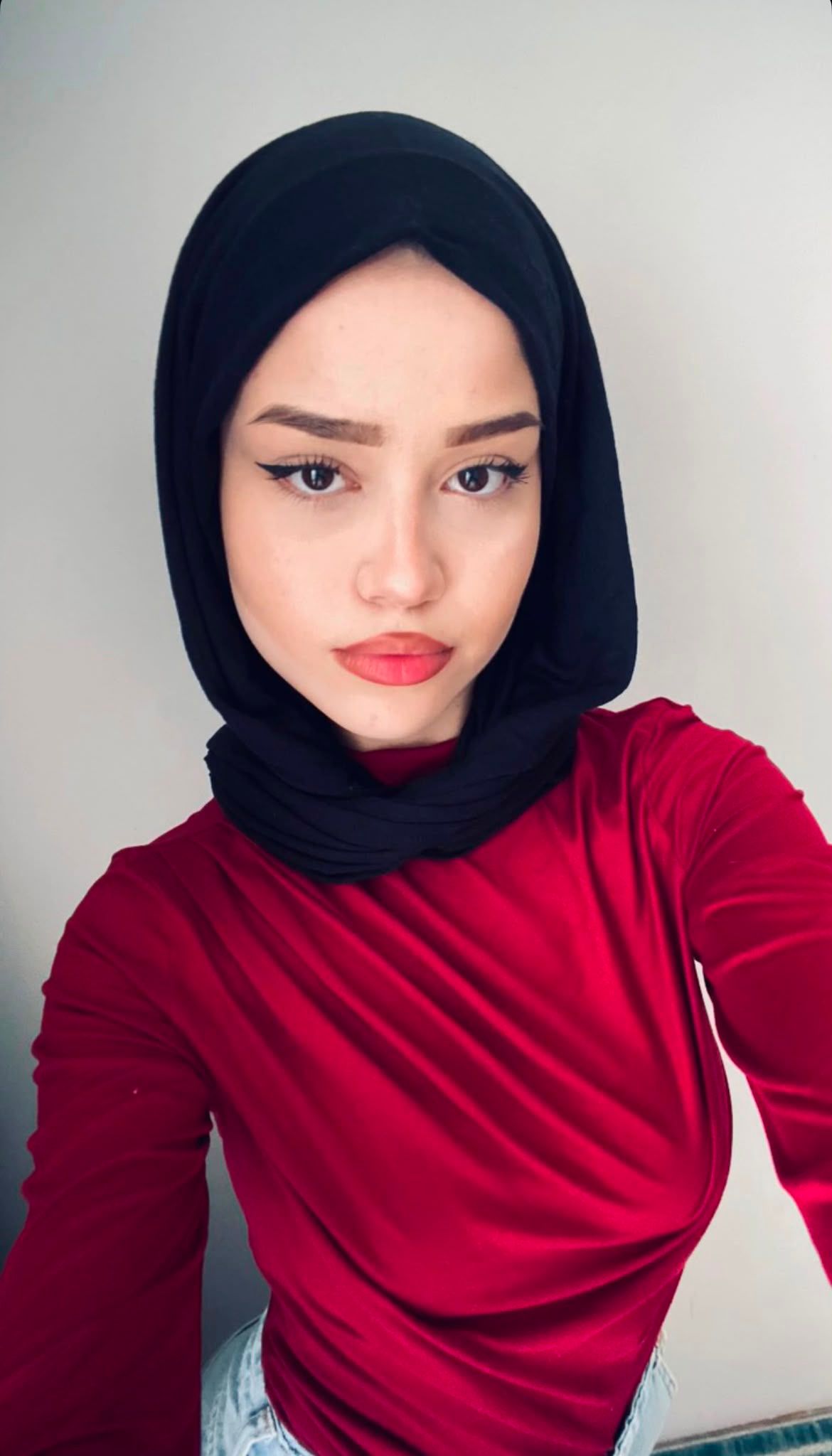 Alaçeşme Sadık Arkadaş Escort Alvira