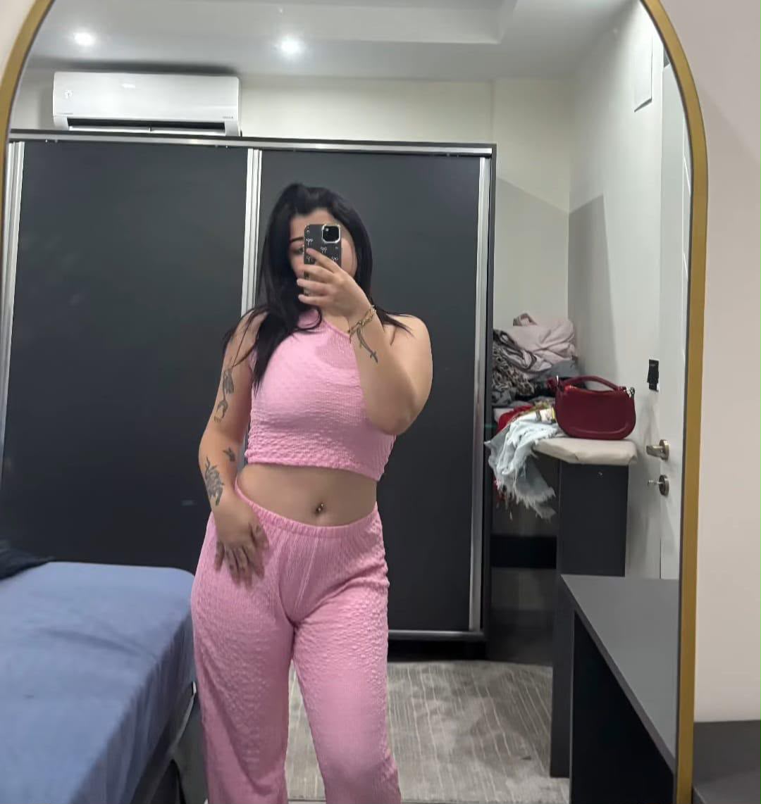 Boğaz Titiz Bayan Escort Hande
